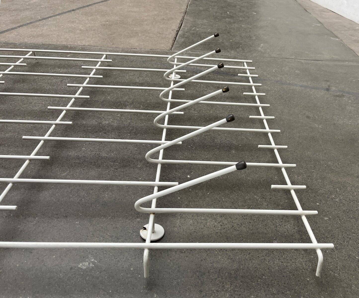 Minimalist German rope coat rack from the mid-century, 1960s.