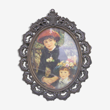 Miniature medallion frame
