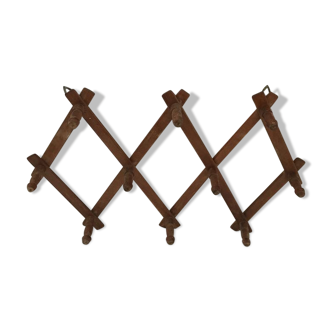 Porte manteau mural en bois pliable