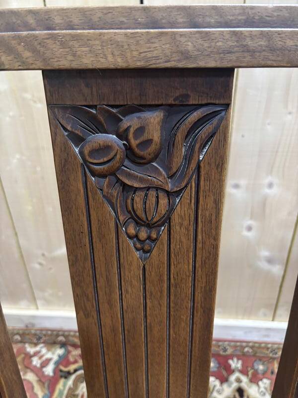 Série de 4 chaises art déco cannées