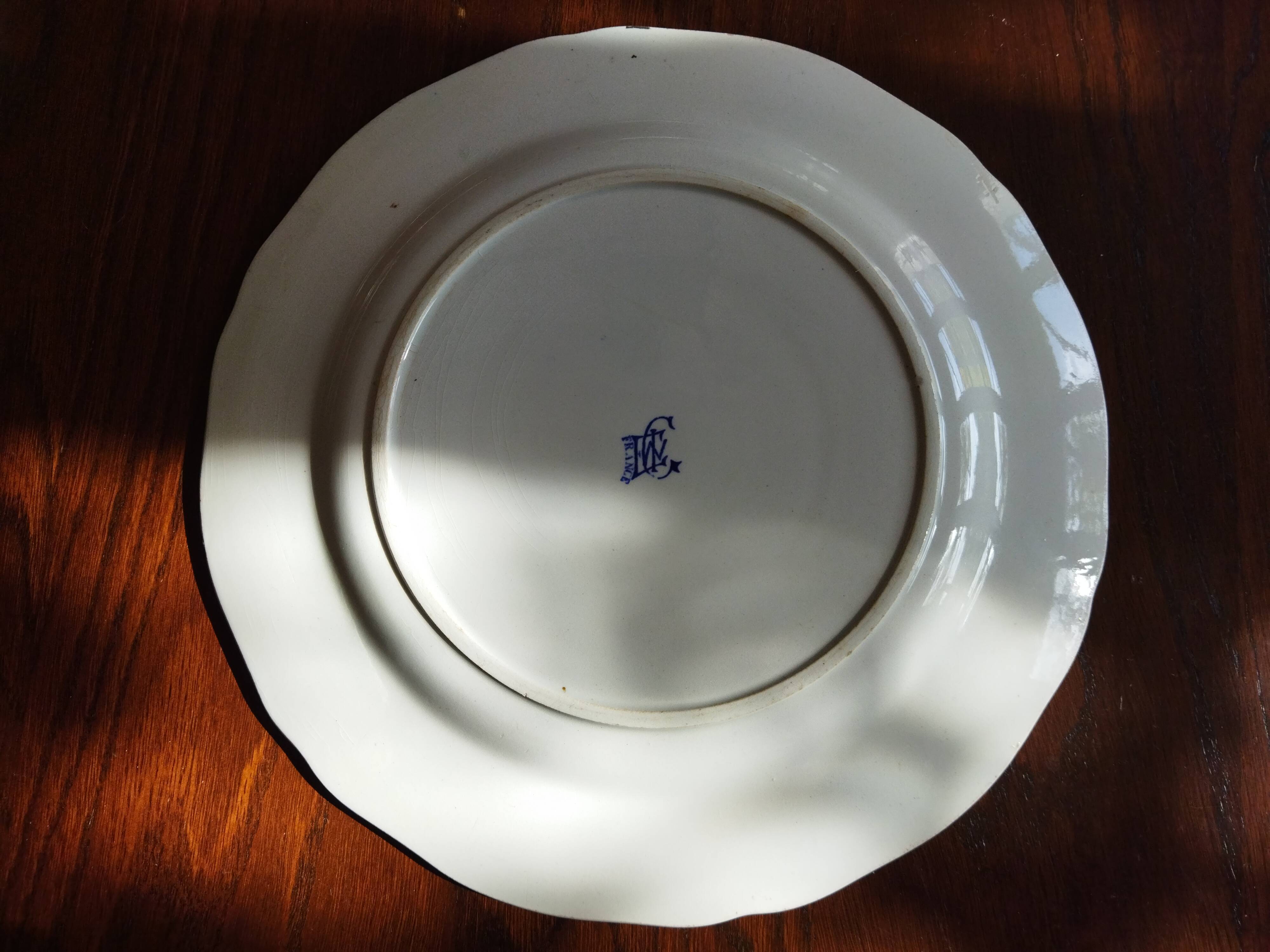 Six blue & white plates Gien, Villeroy & Boch, Sarreguemines, W.Adams (Tunstall) and K&G Luneville