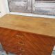Commode vintage design chevrons