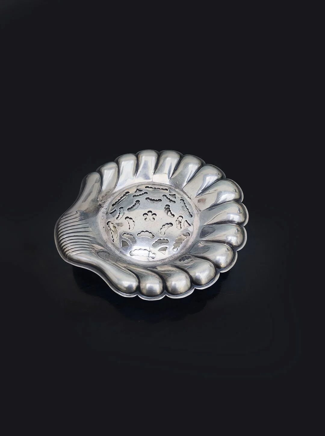 Beurrier Coquillor en forme de coquillage
