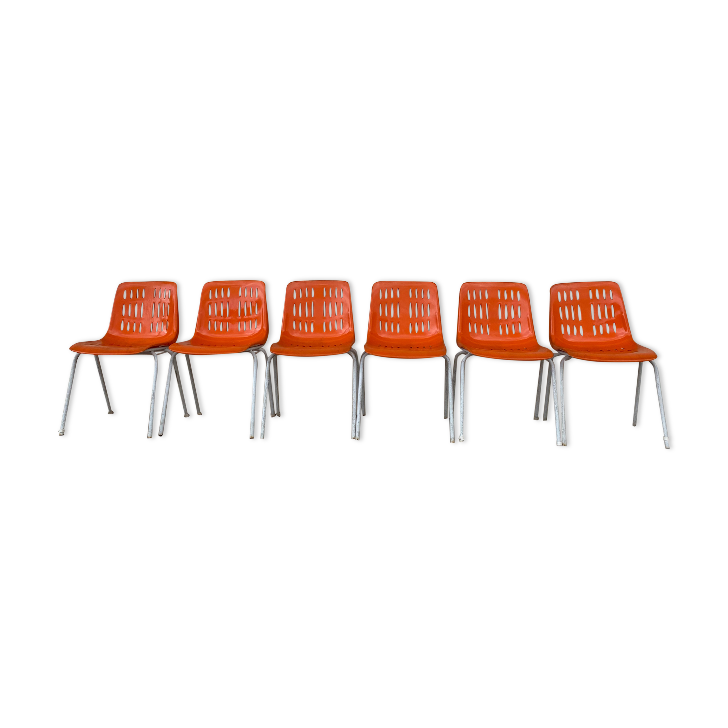 6 Grosfillex chairs