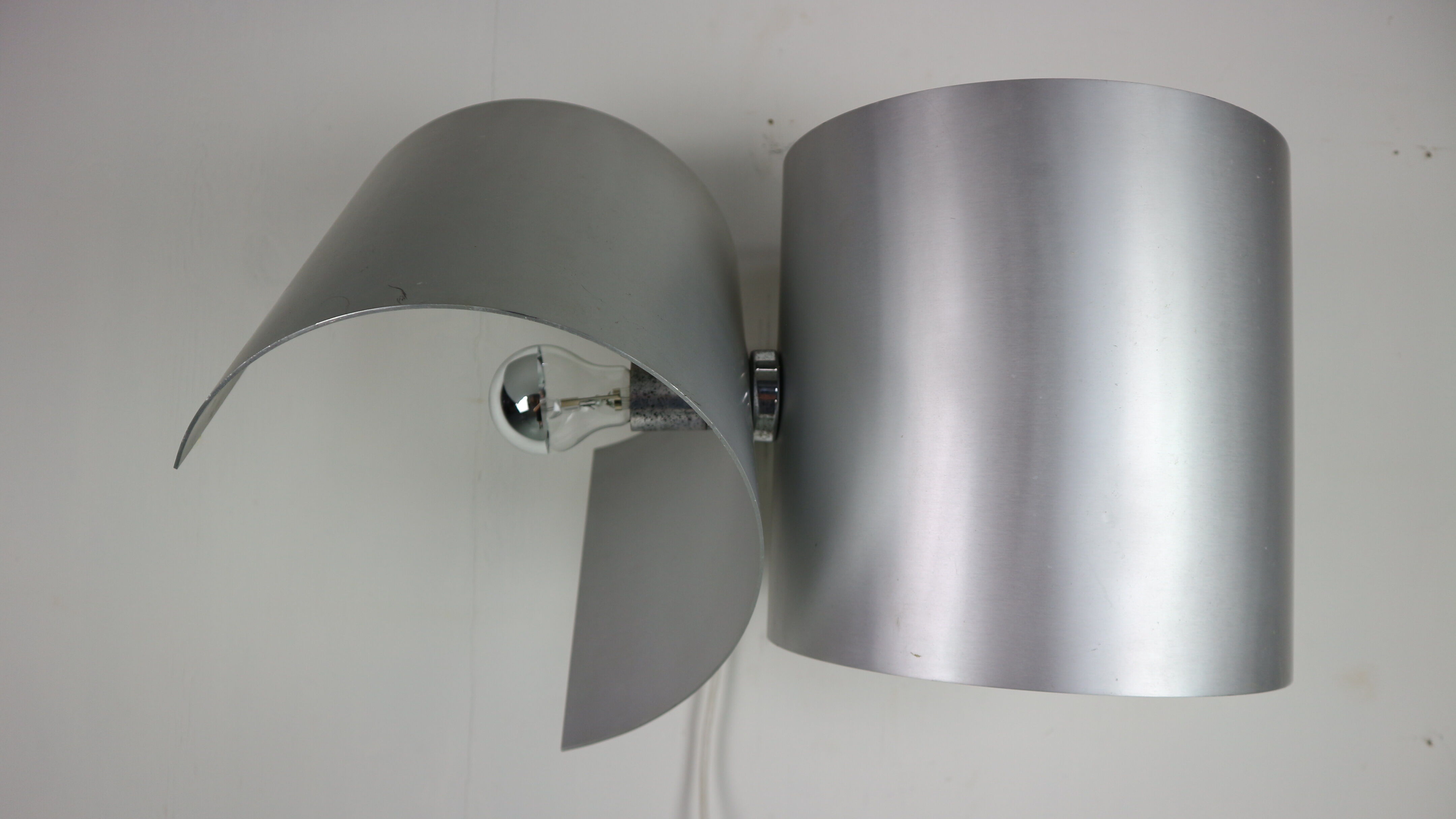 Giuliano Cesari Silver Wall Adjustable Lamp for Nucleo Sormani, 1960 Italy