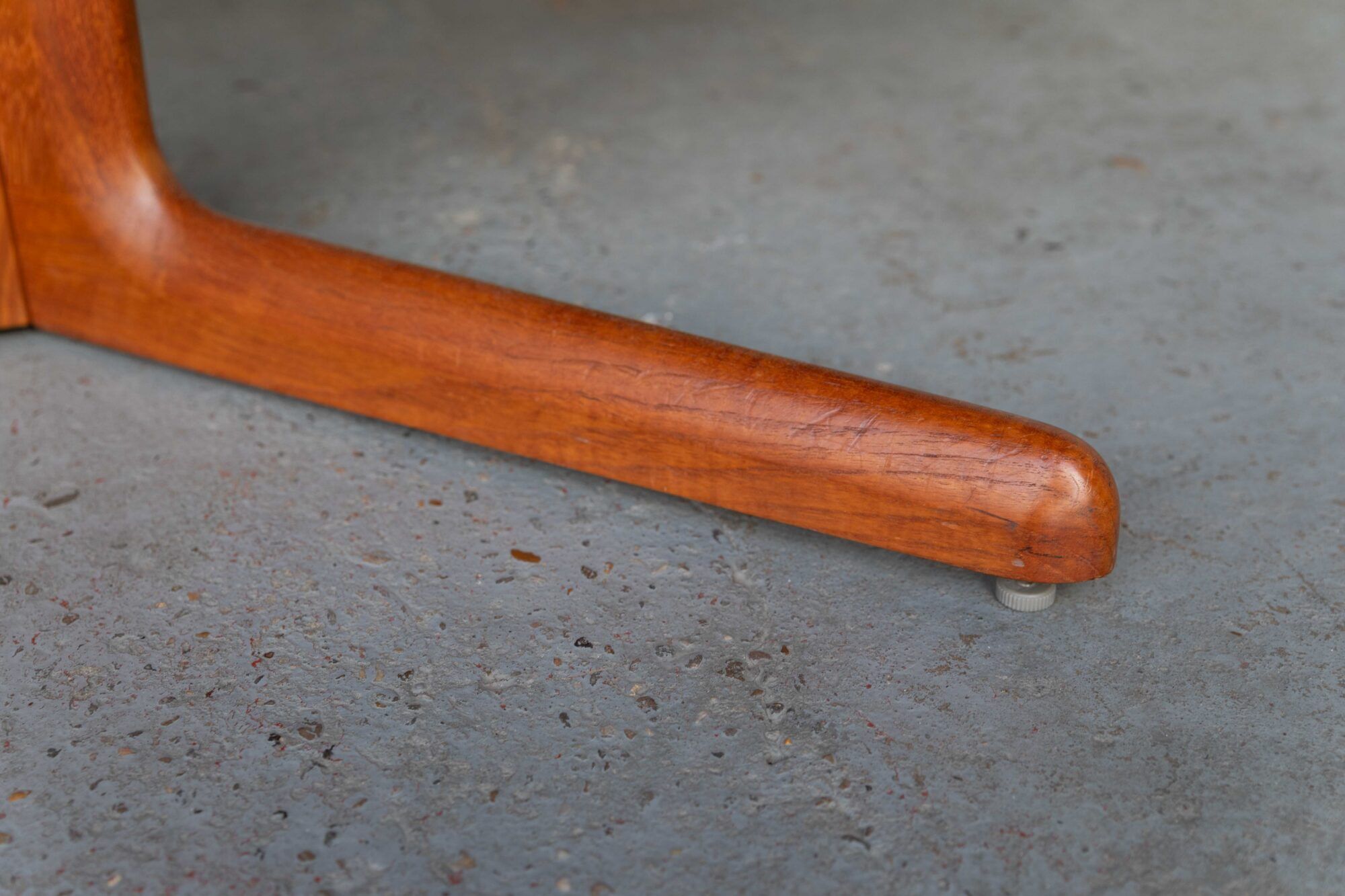 Dining table by Glostrup