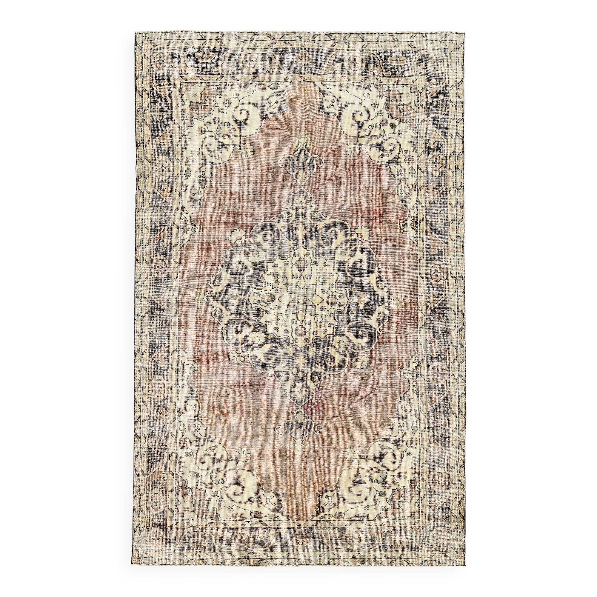 Pale Red & Cream Classic Vintage Rug, 202x325Cm