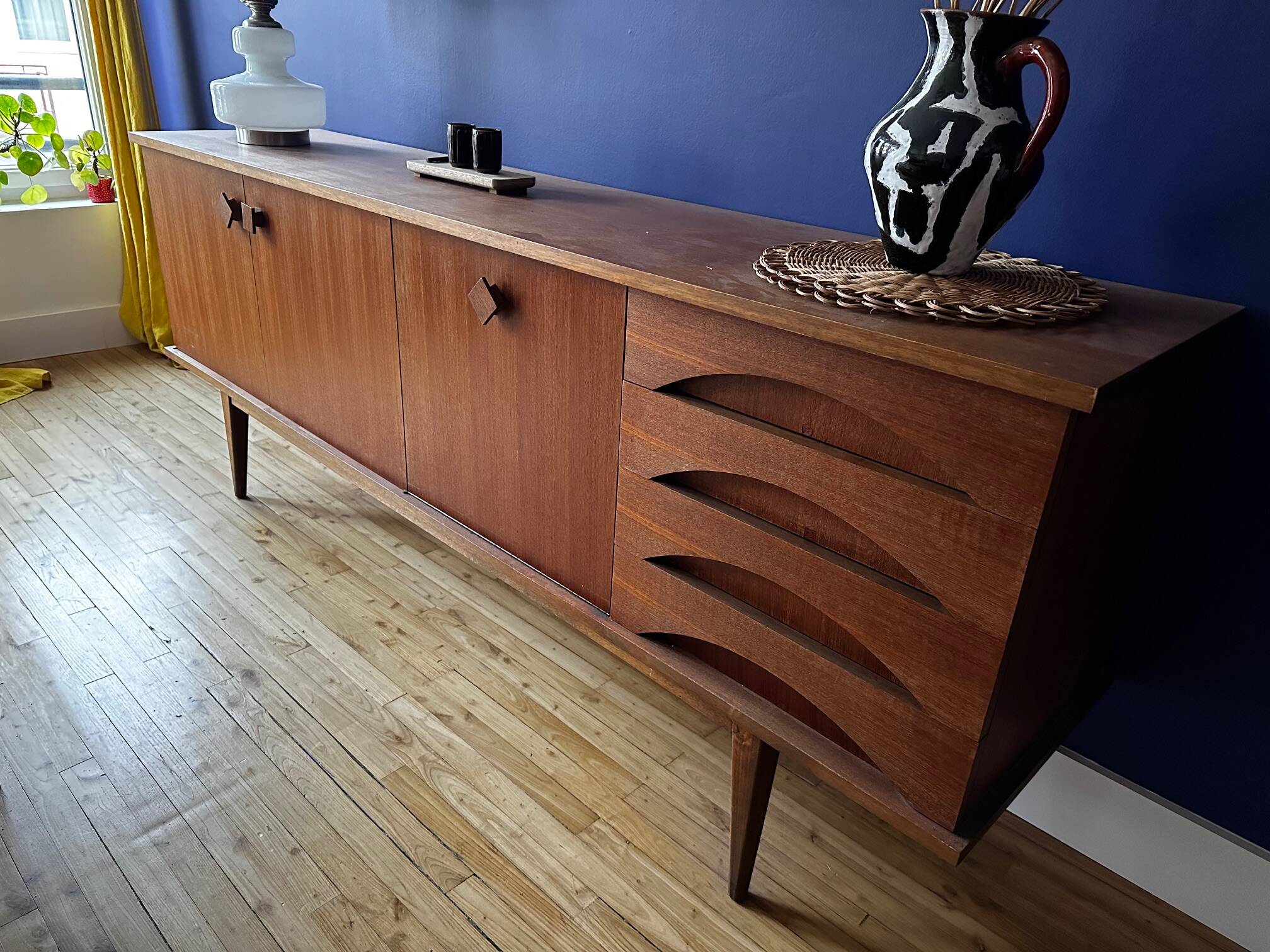 Scandinavian enfilade teck