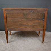 Commode Sauteuse en Marqueterie, Style Louis XVI – 1re partie XXe