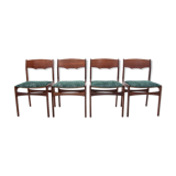 Ensemble de quatre chaises vertes scandinaves