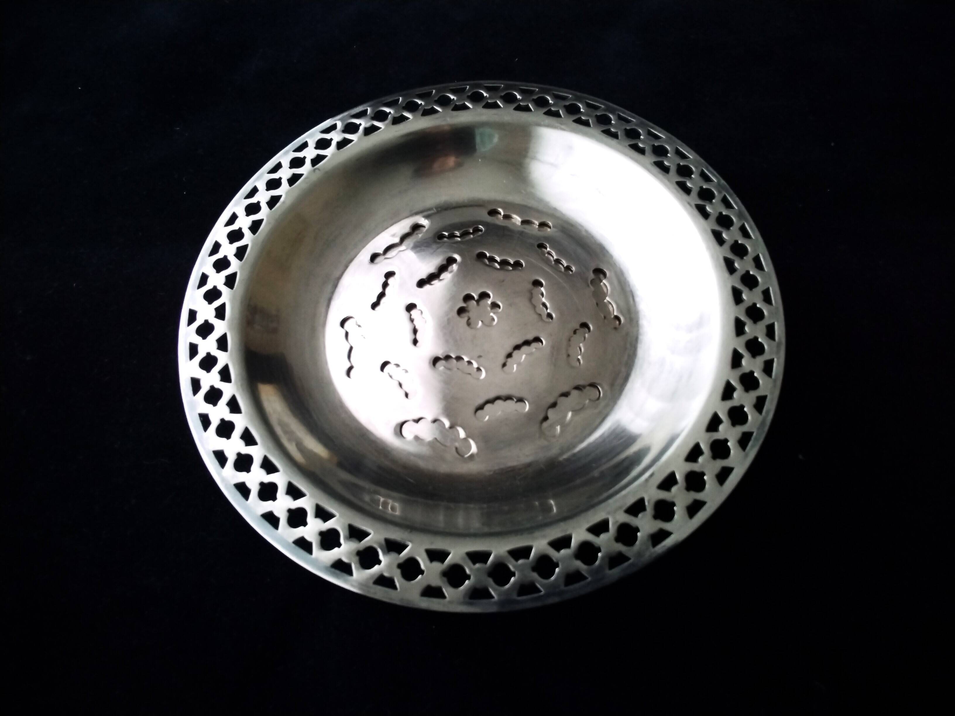 Butter dish, Butterflor butter mold in silver metal