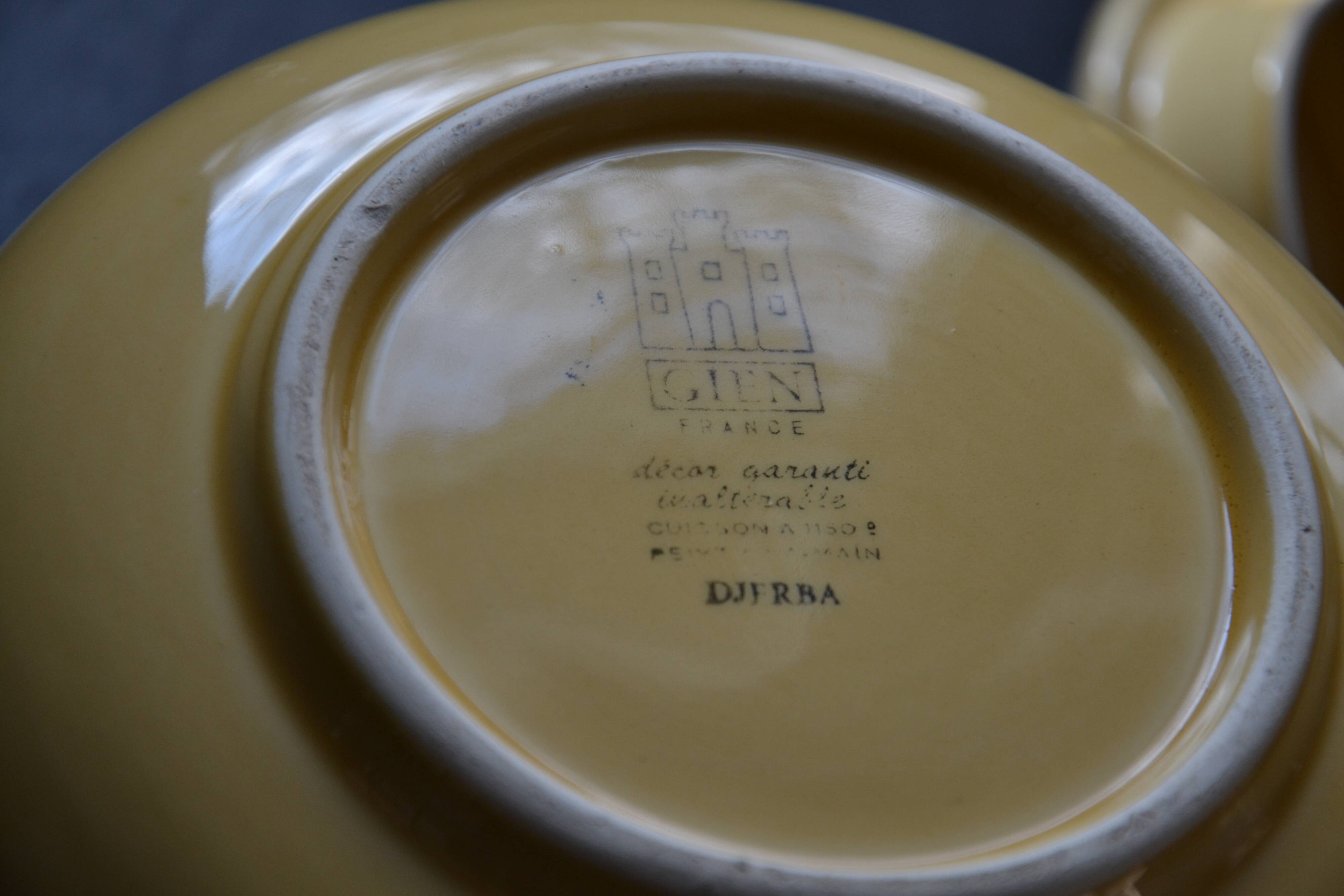 Vintage straw yellow Gien coffee maker, "Djerba" model