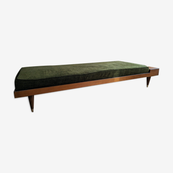 Daybed bottle green bench Kann Design