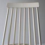 Set of 6 White Pinstolar Chairs