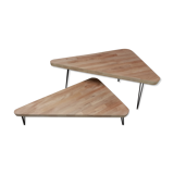 Duo of pull-out coffee tables
