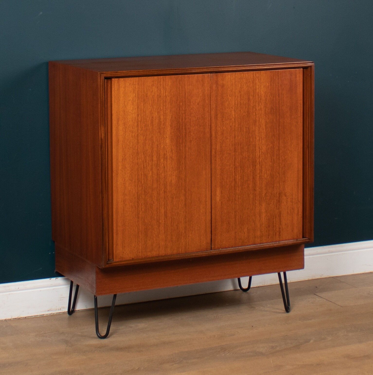Retro teak 1960s g plan form five sideboard cabinet on hairpin legs