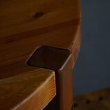 Mid-century Danish round dining table in solid pine, 1970s.