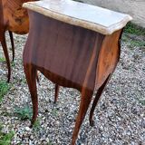 Tables de chevets en marqueterie plateau marbre style louis xv