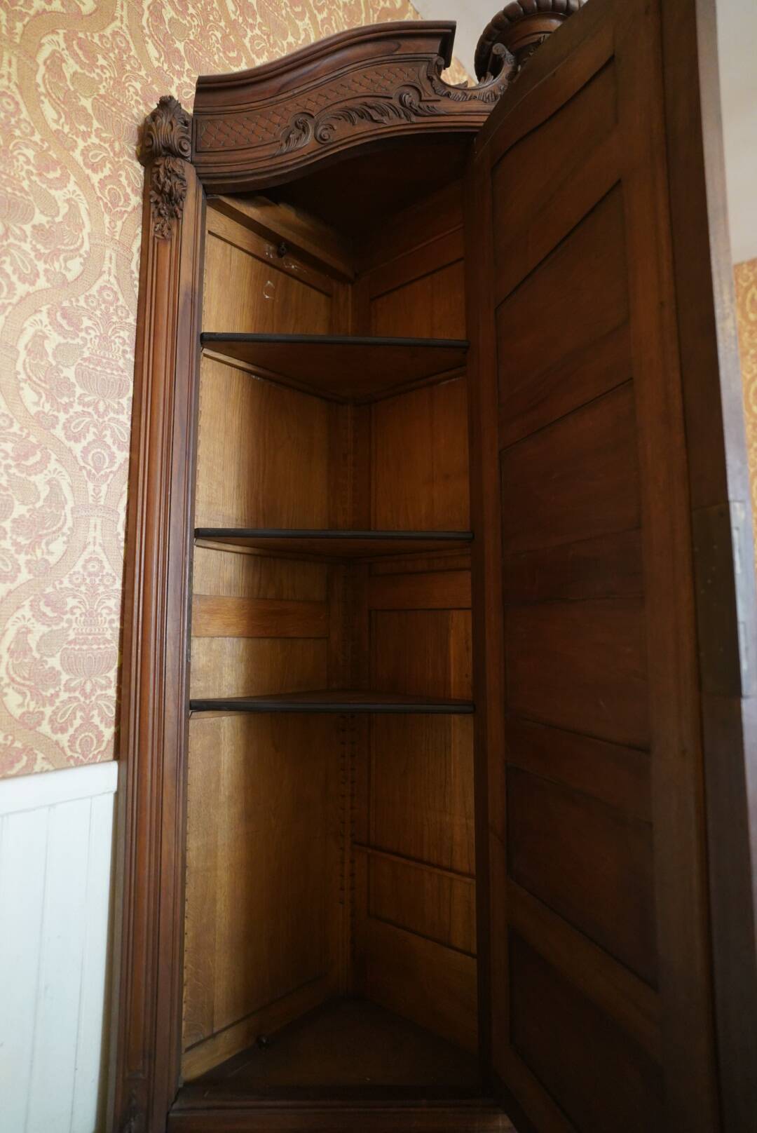 Armoire à glace style Louis XV