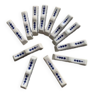 12 antique knife holders in Gien earthenware, Rouen model