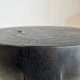 Monoxyl sofa end in black mango tree tripod half-sphere tray h:45 d:44