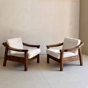 Brutalist Biosca armchairs in stained pine wood, Spain 1960