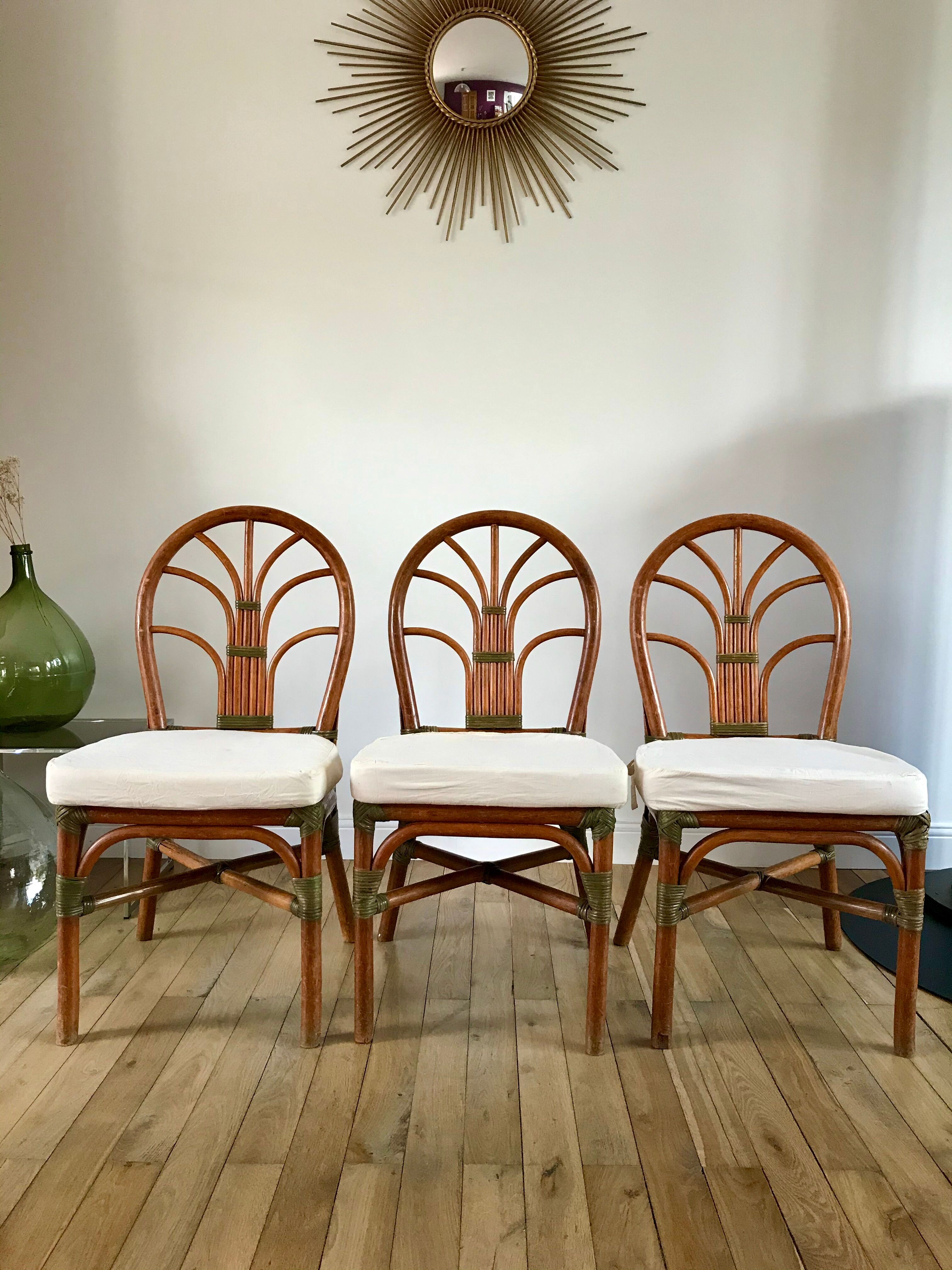 Set of 3 rattan / bamboo chairs with cushions years 1960-1970