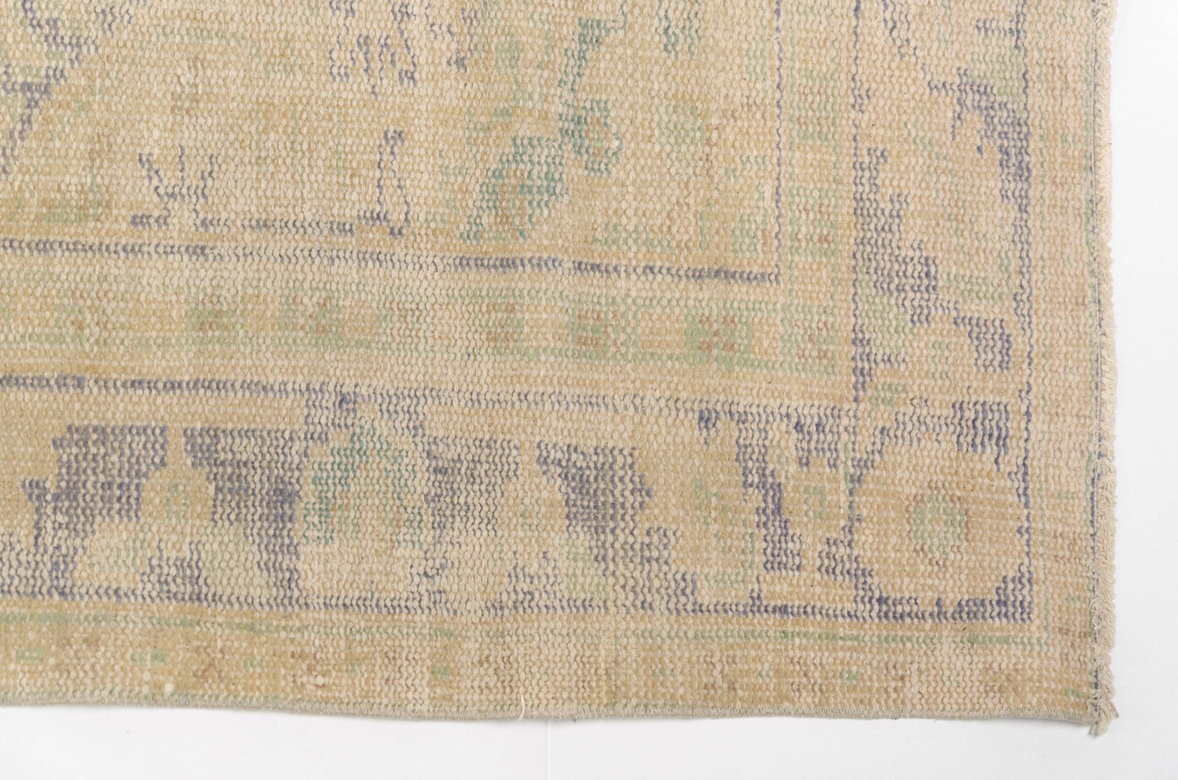 Tapis Oushak vintage beige
