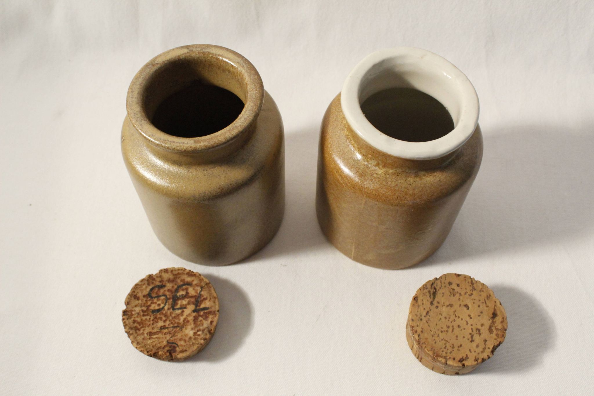 Set of 2 vintage mustard pots in brown glazed stoneware