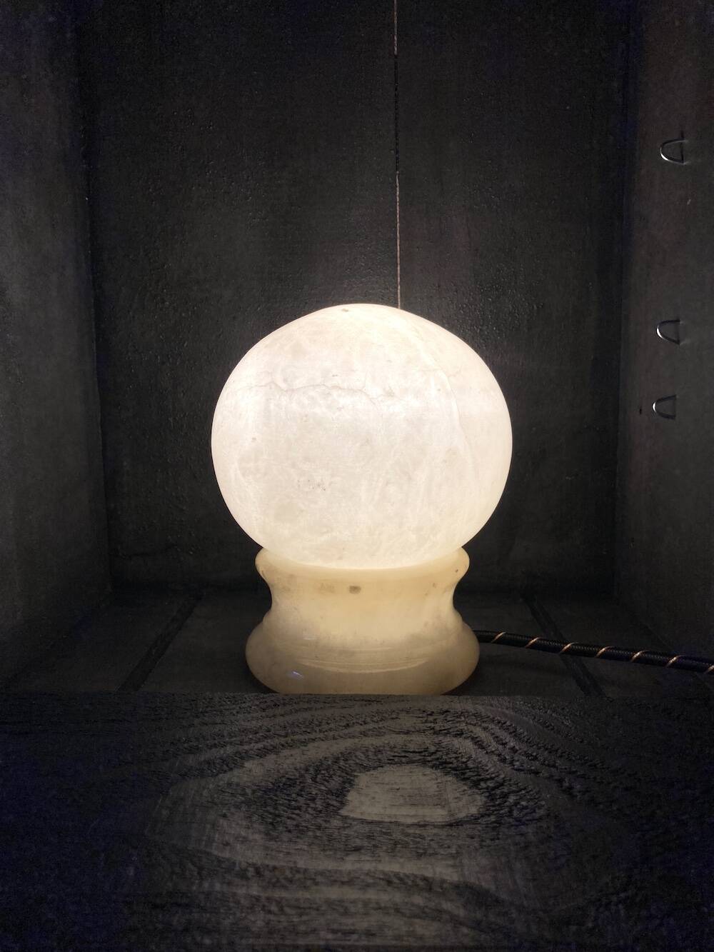 Onyx globe lamp