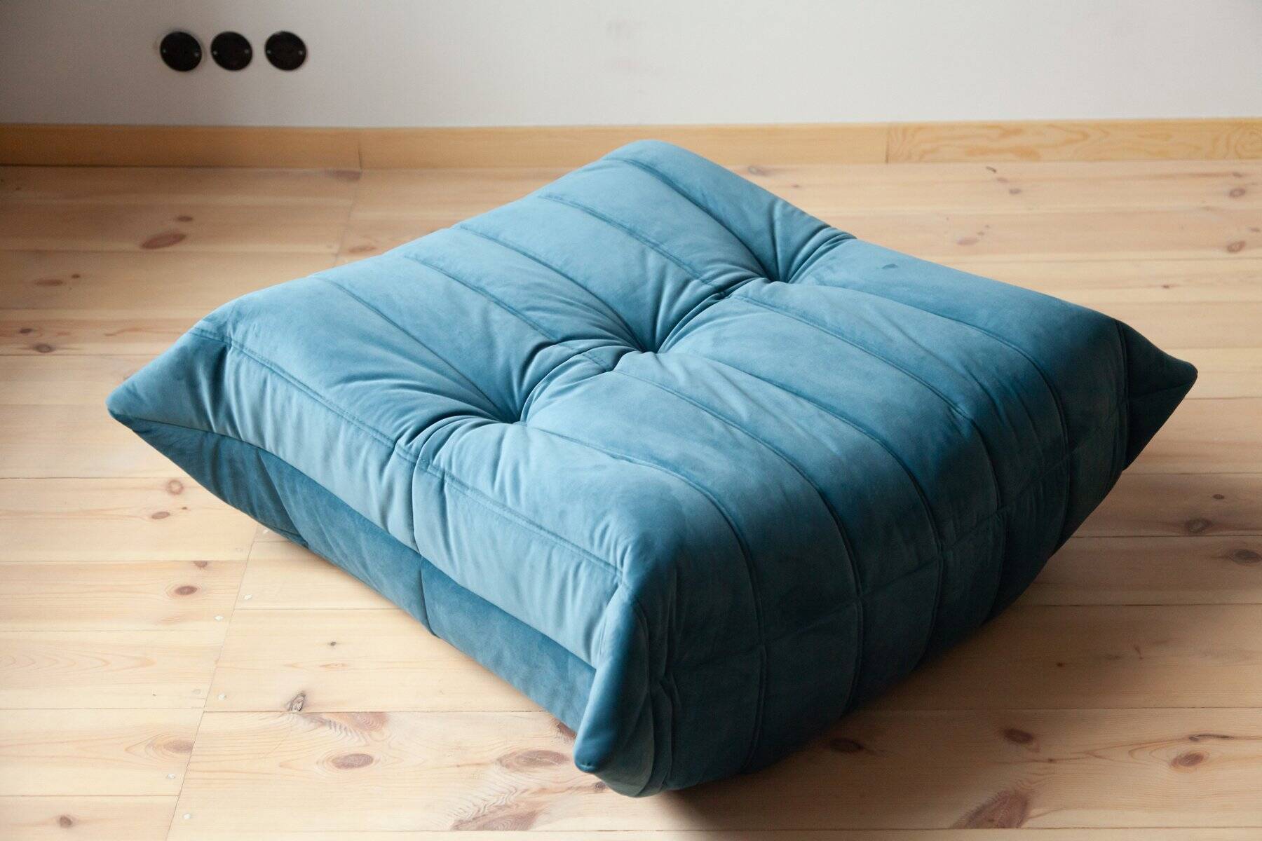 Togo living room set in blue velvet by Michel Ducaroy for Ligne Roset, set of 5