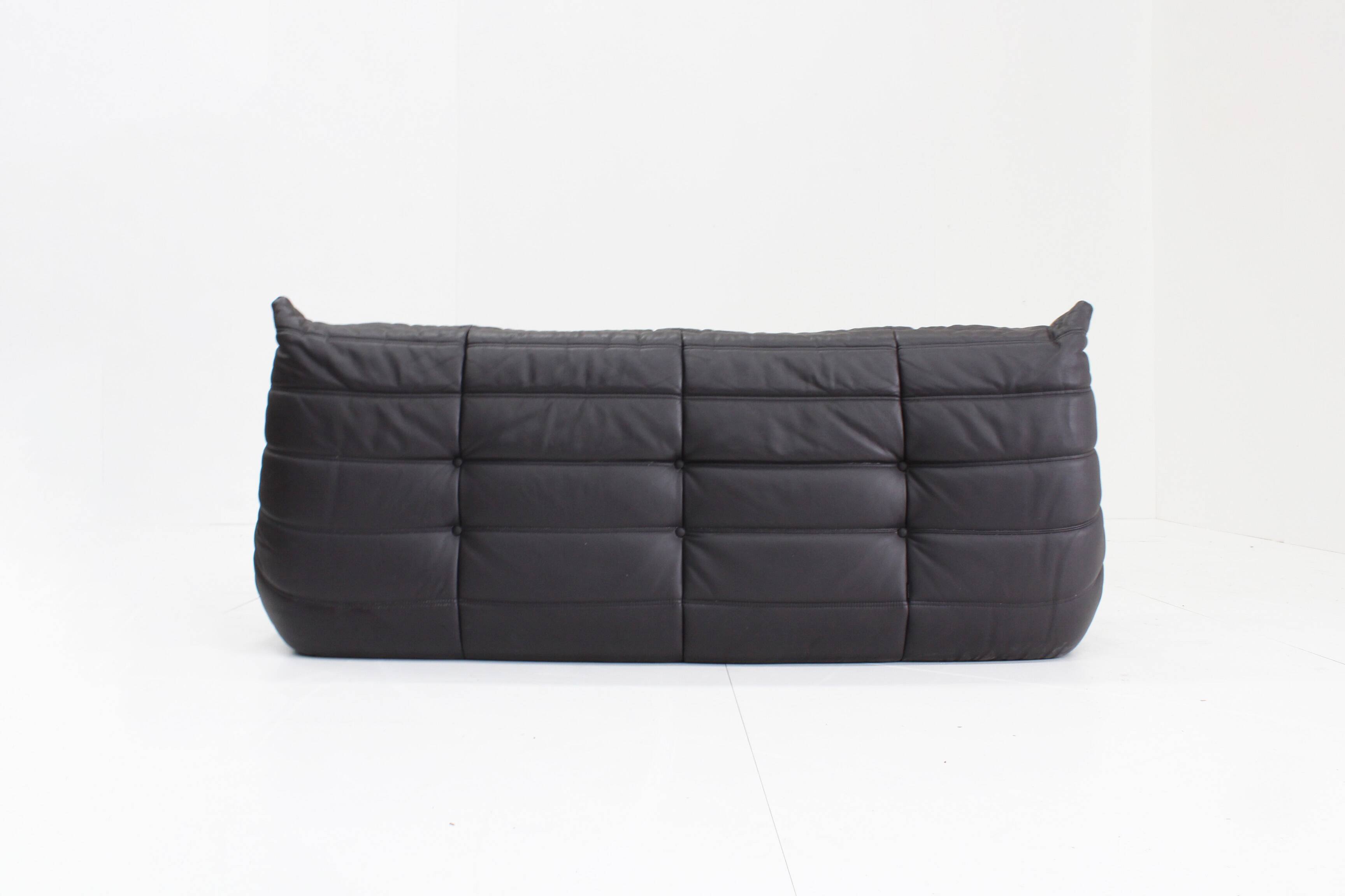 Canapé 3 places Togo Ligne Roset cuir marron par Michel Ducaroy pour Ligne Rose