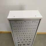 Vintage visual acuity scale