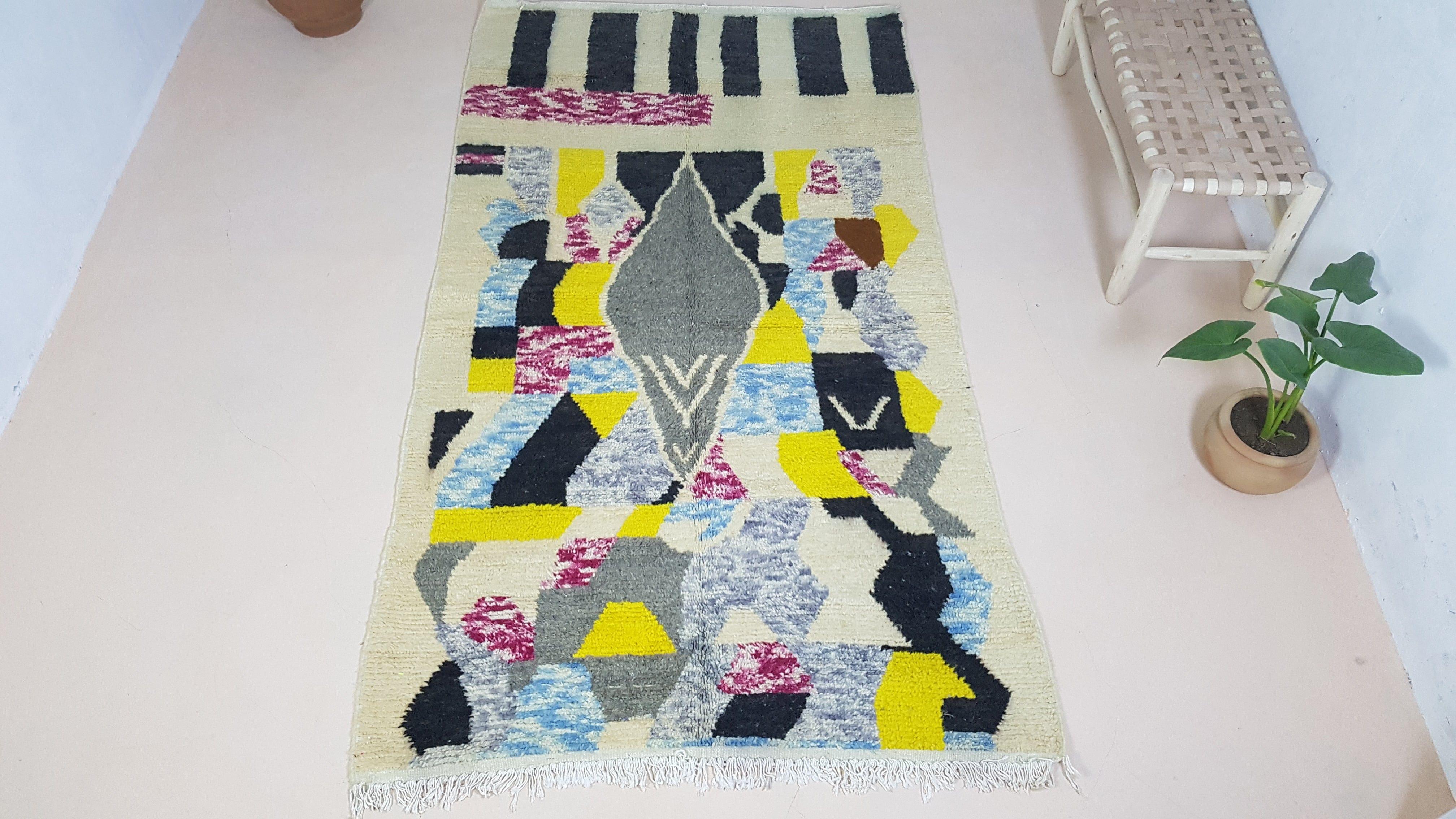 Handmade Azilal rug, 255 x 140 cm