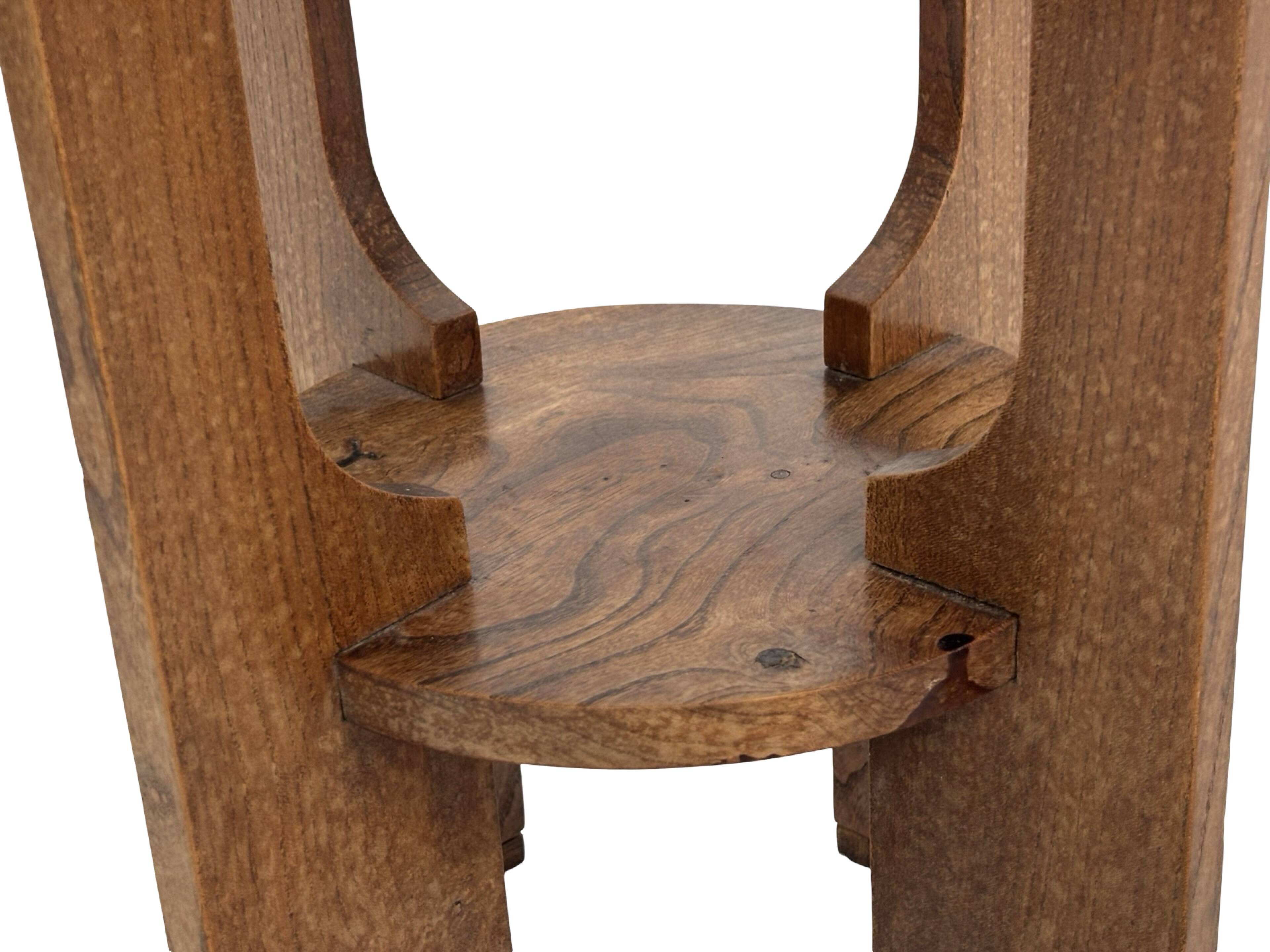 Table d'appoint Art Déco petite en chêne design minimaliste