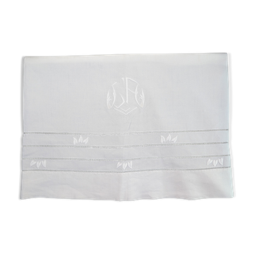 Ancien drap en lin monogramme LA