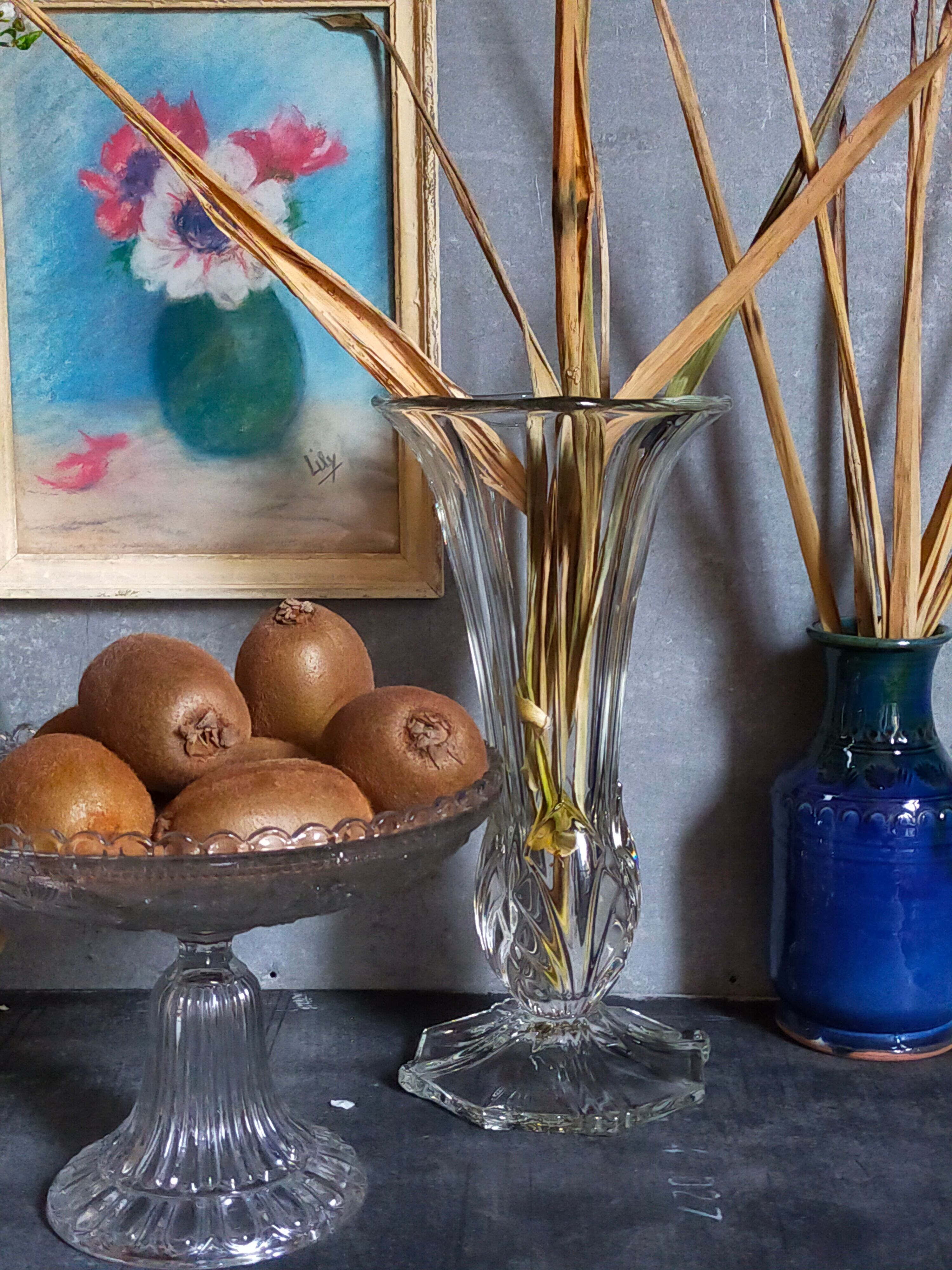 Art-Deco high foot vase in molded crystal early twentieth century