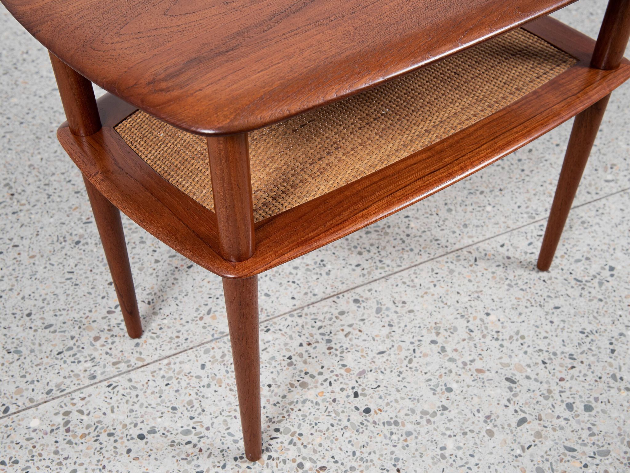 Table d'Appoint Danoise Mid-Century en Teck par Peter Hvidt & Orla Mølgaard-Nielsen