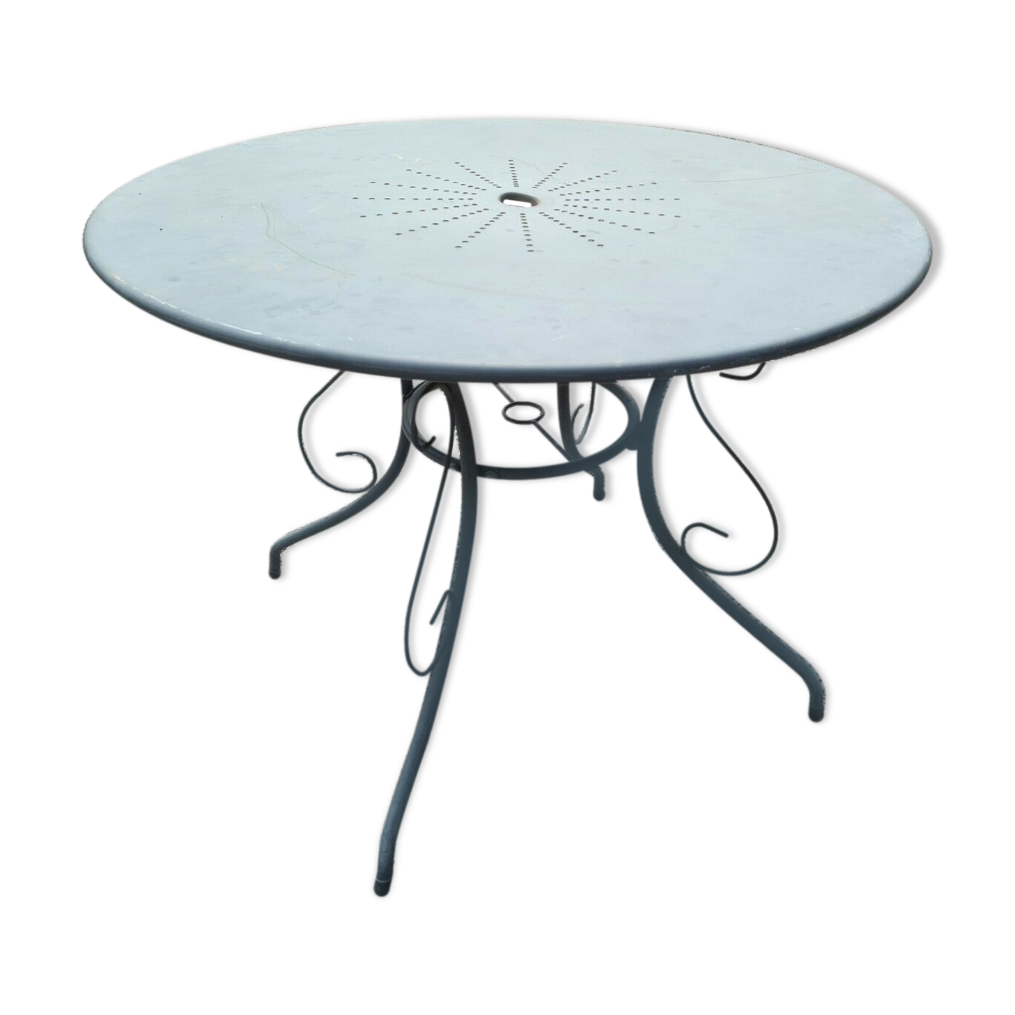 Iron garden table