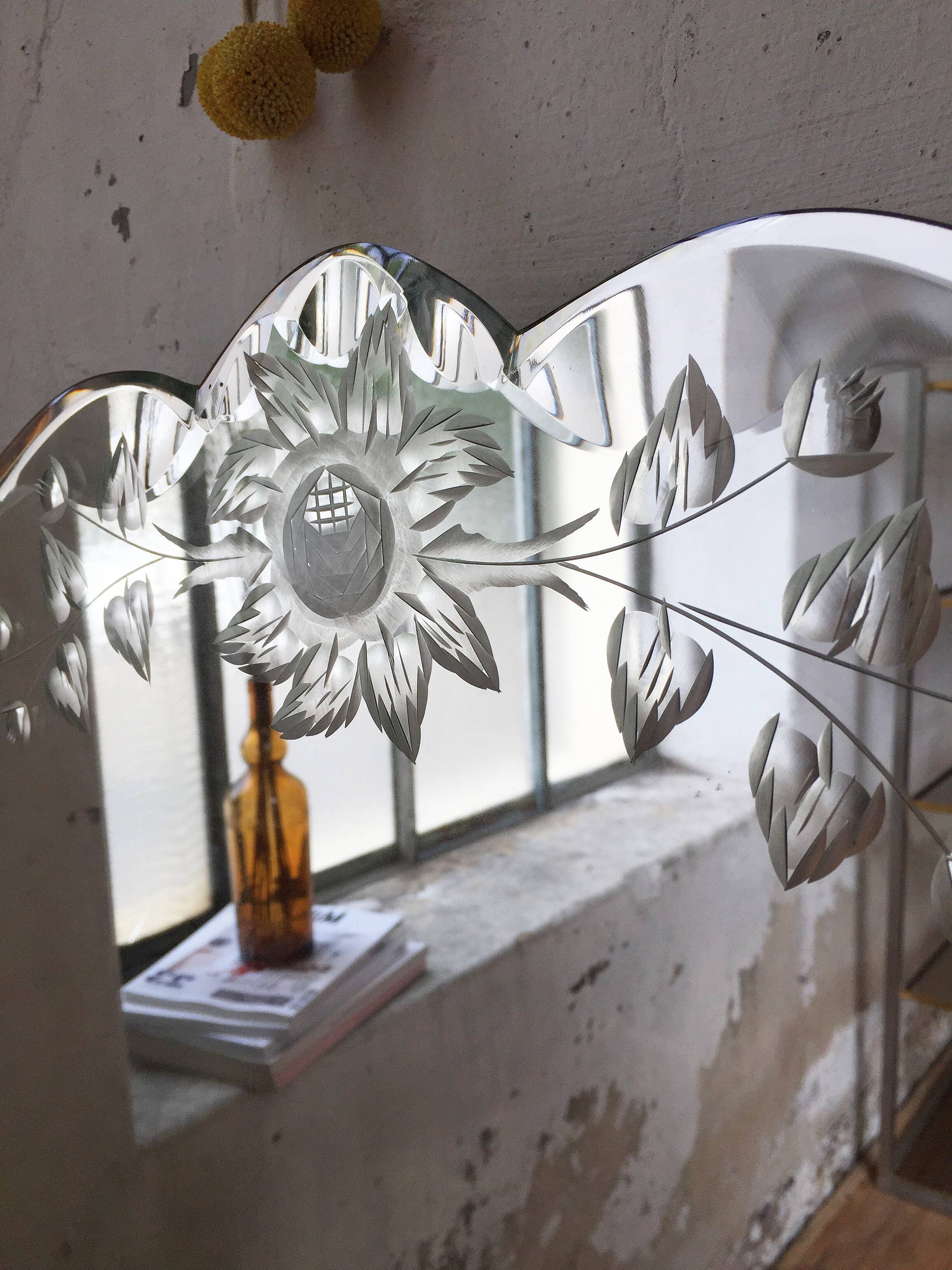 Beveled mirror 50s flowery 82 x 56 cm