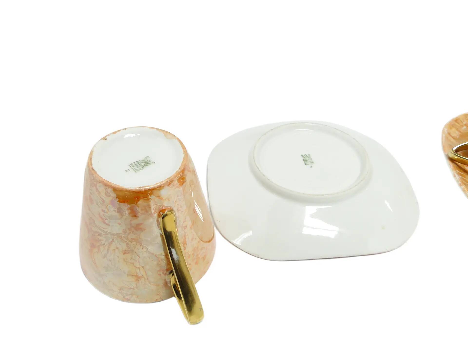 Pair of Helena cups, mid-century modern, porcelain, Wawel Porcelain Factory, Poland, 1970s.