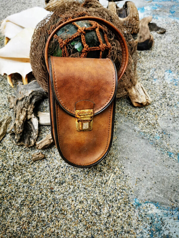 Game of petanque balls