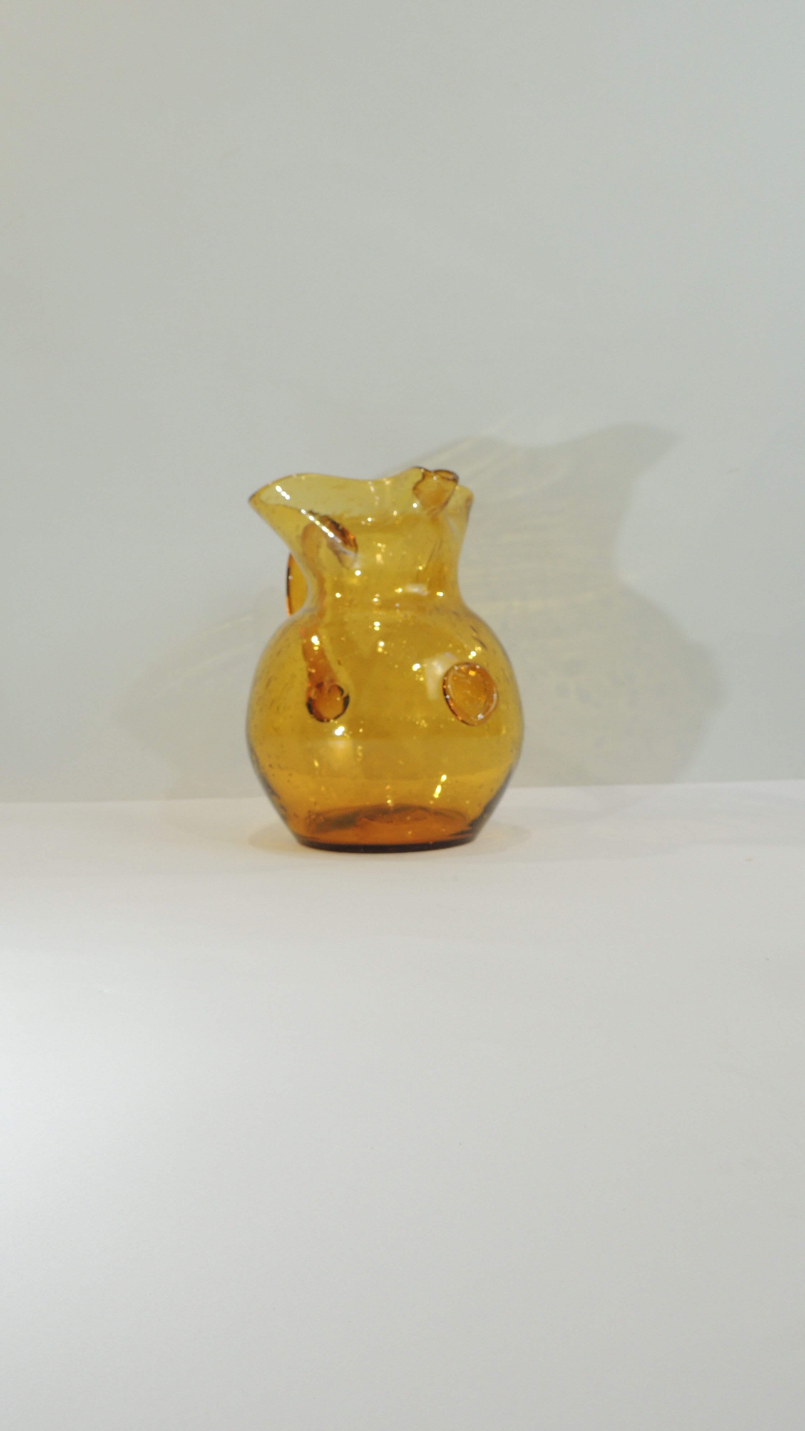 Bubbled glass pitcher biot style from the glassworks La Rochere