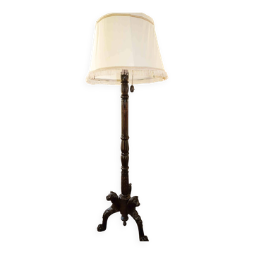 Antique floor lamp with lion motif