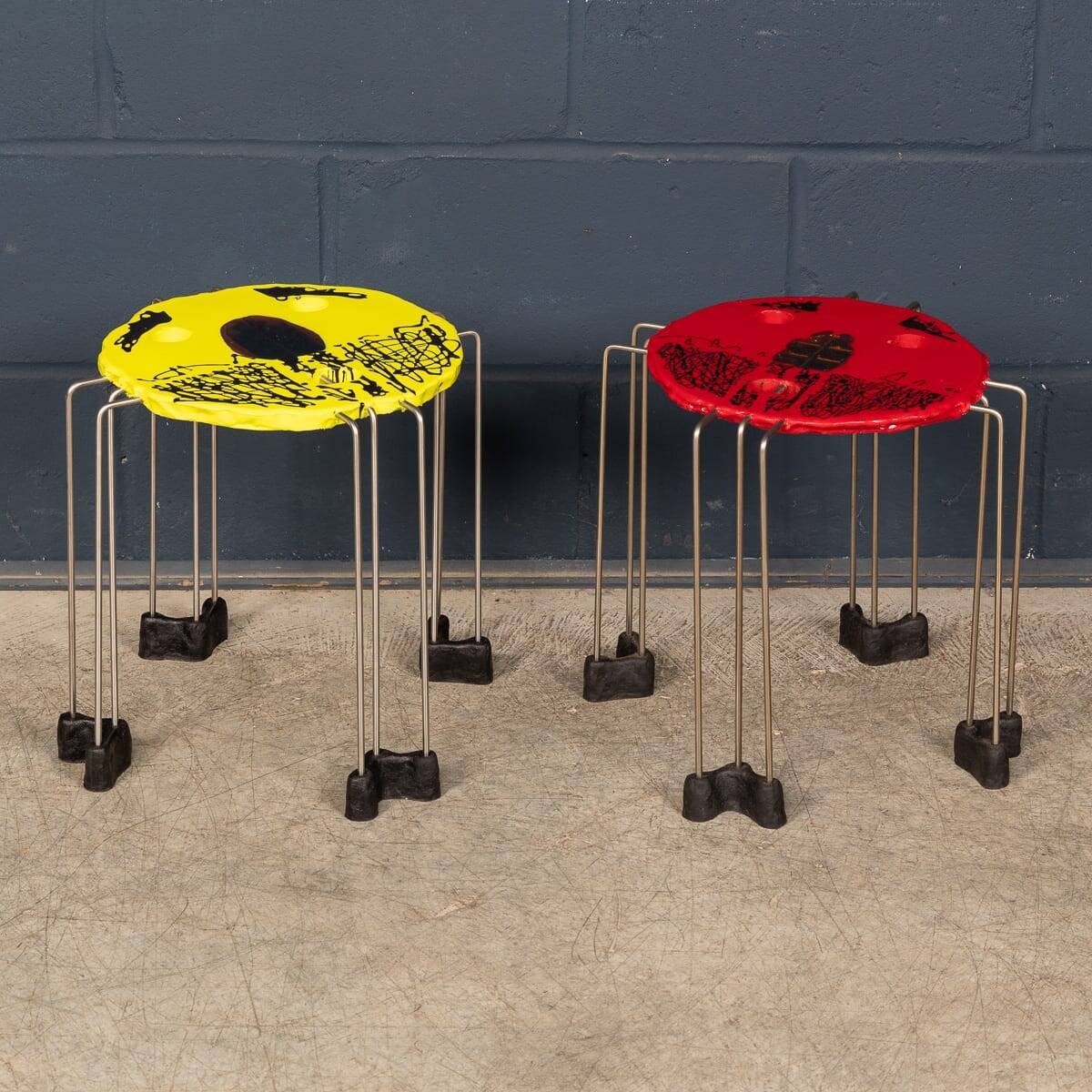 Paire de tables 'design poisson' de la série triple play, gaetano pesce