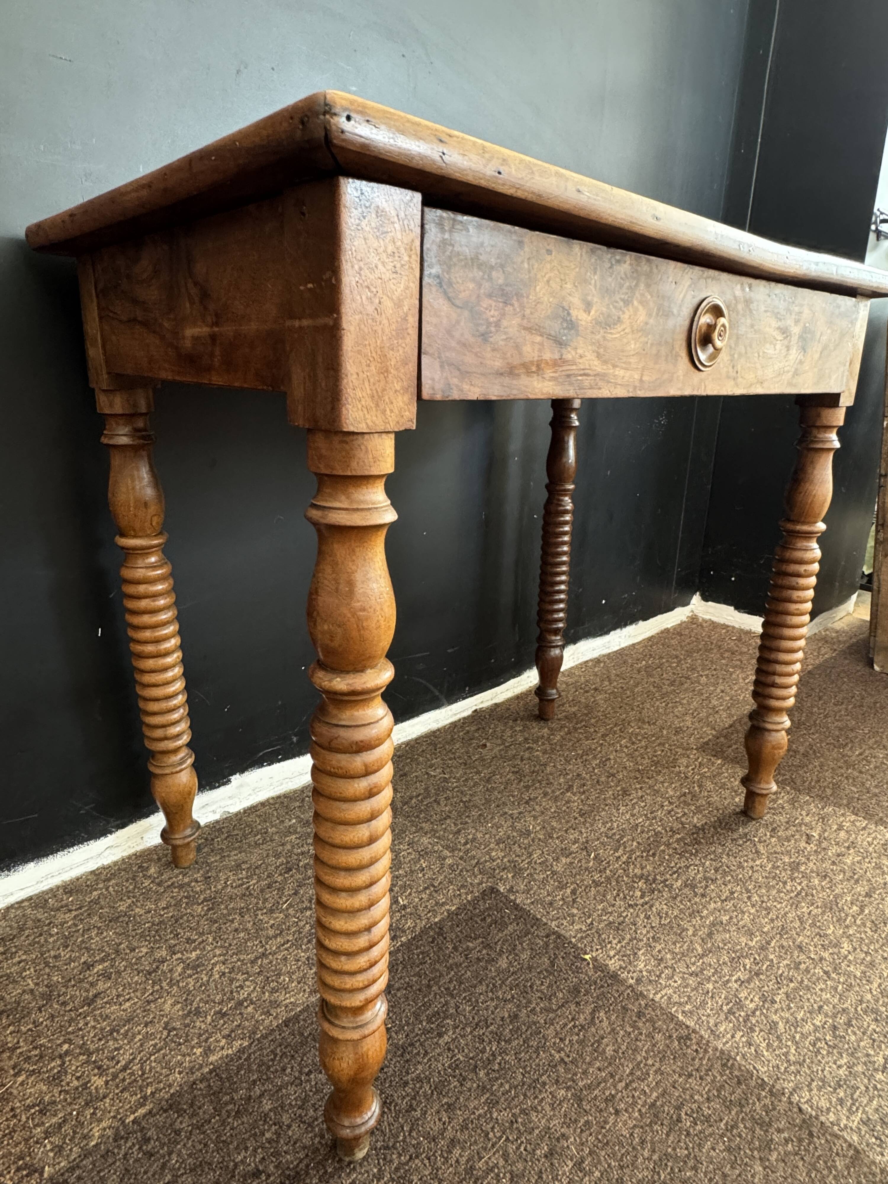 Side table / desk with drawer