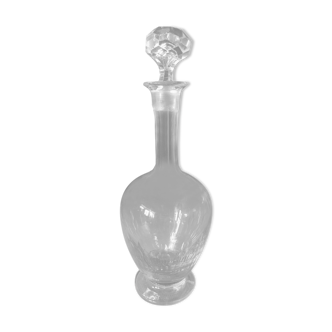 Carafe classique en cristal sur pied