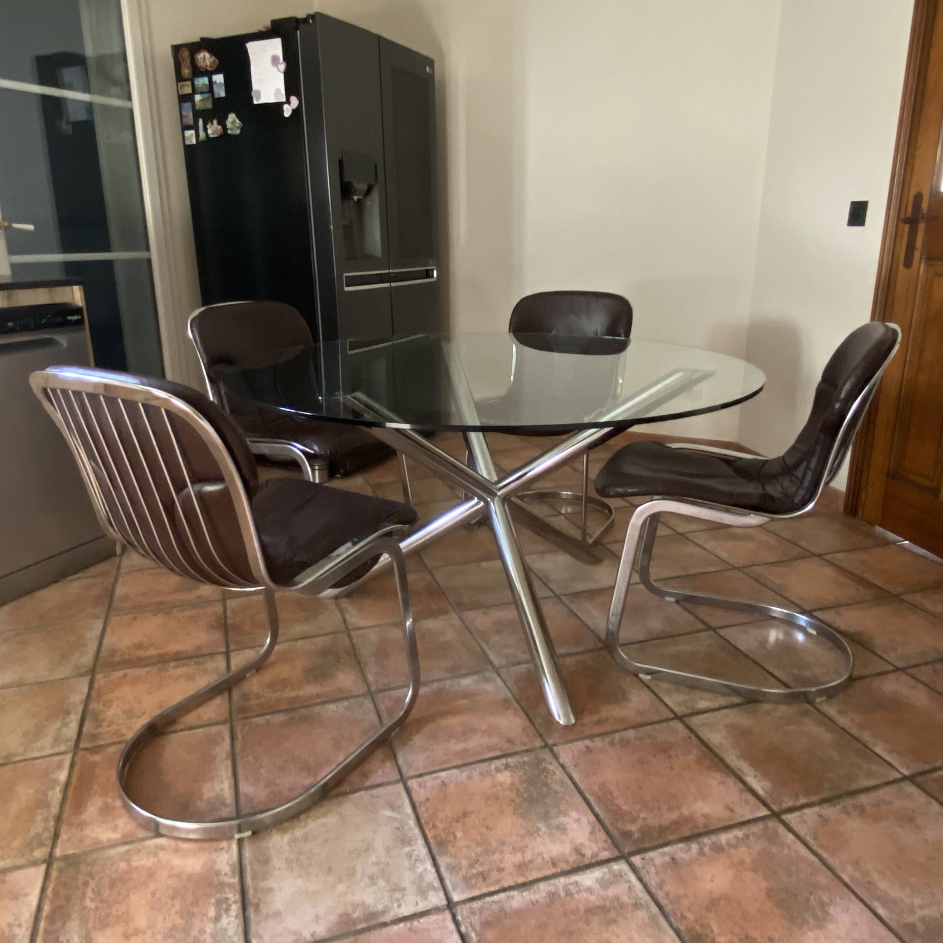 Table by Renato Zevi for Roche Bobois. 1970.