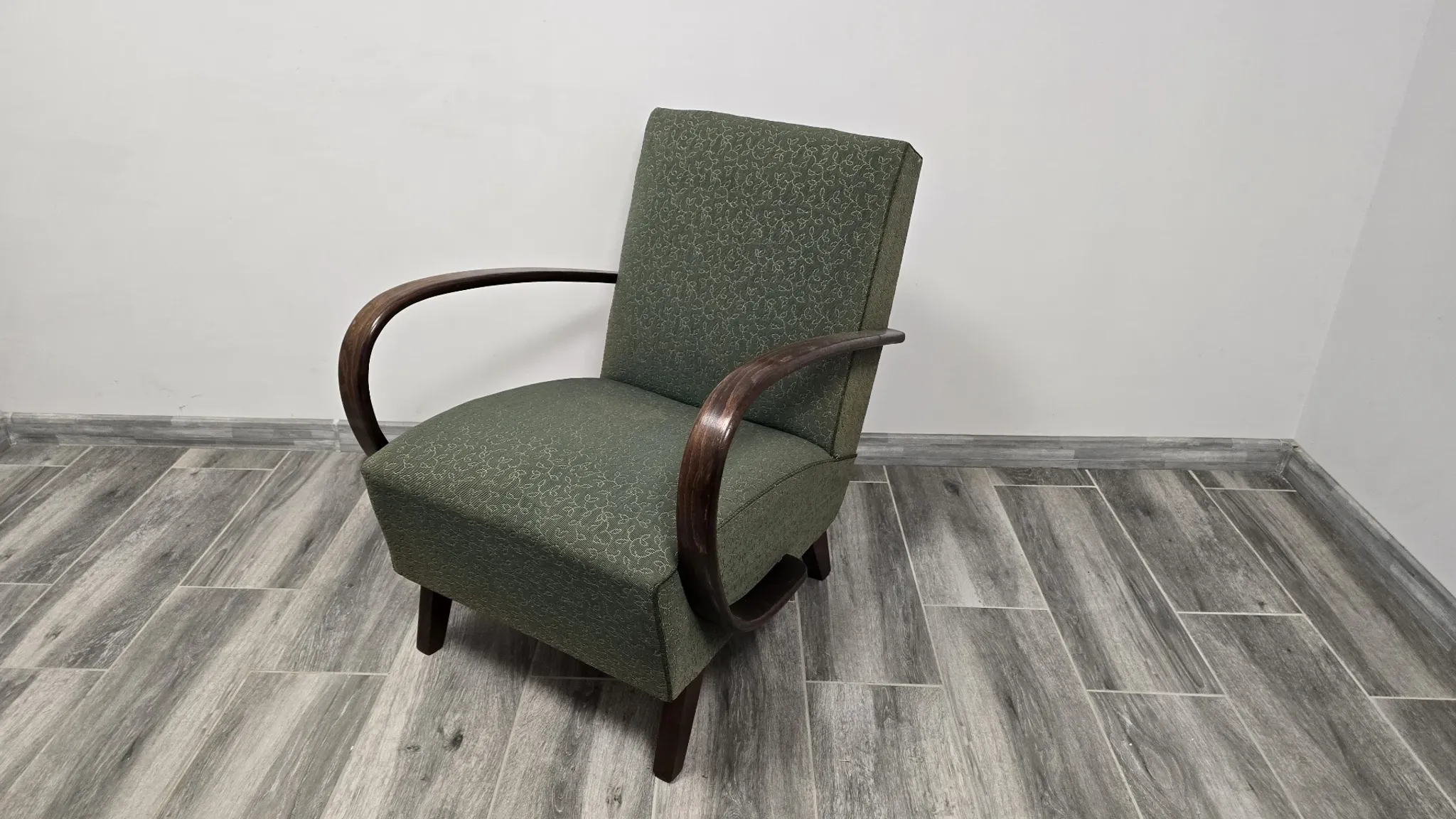 Fauteuil Art Déco par Jindrich Halabala