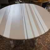 Round table